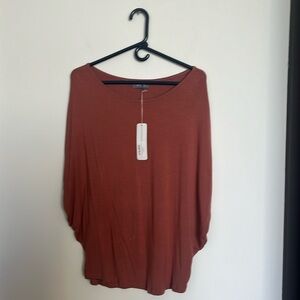 Boat Dolman Top- NWT- one size - M